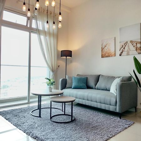 Delight Homestay Twin Galaxy Johor Bahru Exterior photo