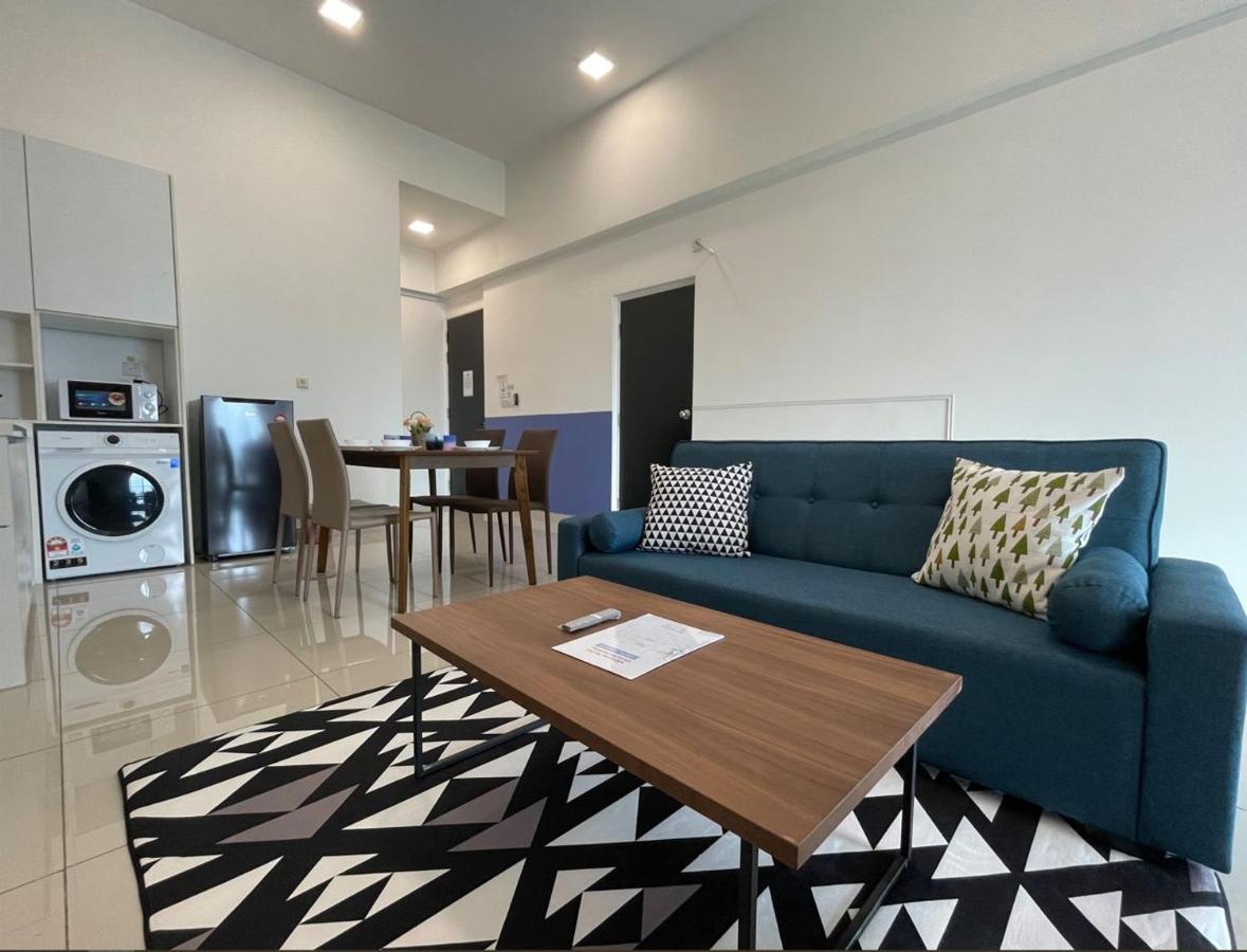 Delight Homestay Twin Galaxy Johor Bahru Exterior photo